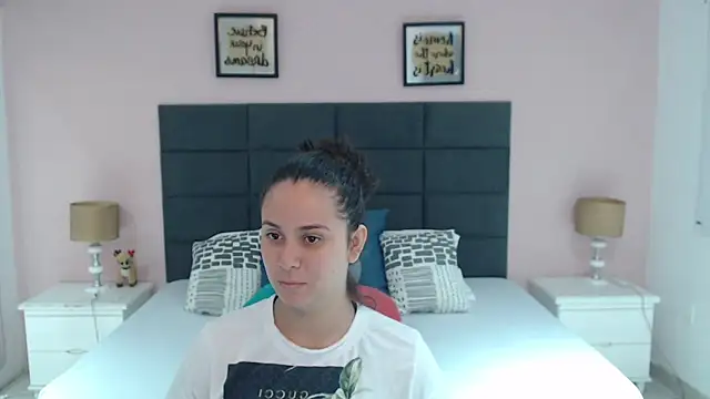 MadisonJenner online show from 5, 1, 2025