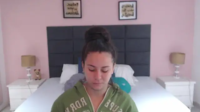 MadisonJenner online show from 7, 1, 2025