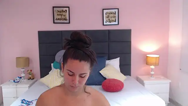 MadisonJenner online show from 19, 1, 2025