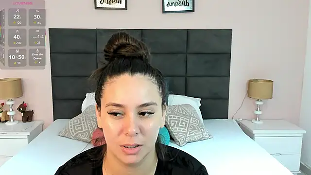 Snapshot of MadisonJenner chatting on 8, 1, 2026 MadisonJenner online show from 8, 1, 2026