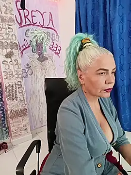 Snapshot of freyadevil333 chatting on 27, 5, 2026 freyadevil333 online show from 27, 5, 2026