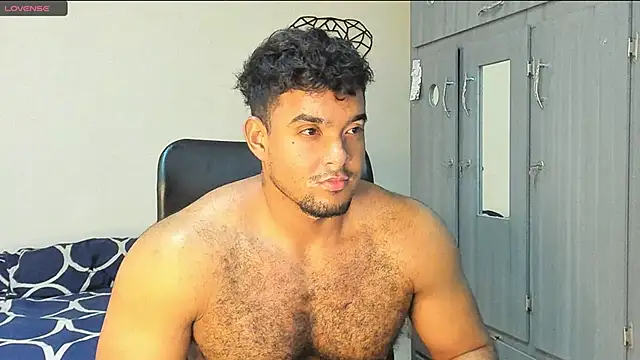 Snapshot of Big_furry_bear13 chatting on 17, 12, 2024 Big furry bear13 online show from 17, 12, 2024