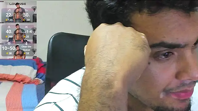 Snapshot of Big_furry_bear13 chatting on 25, 12, 2024 Big furry bear13 online show from 25, 12, 2024