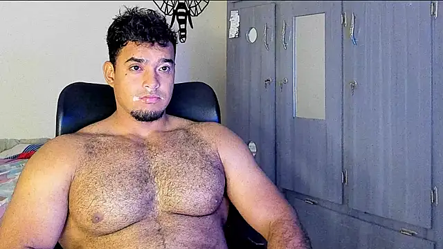 Snapshot of Big_furry_bear13 chatting on 18, 1, 2025 Big furry bear13 online show from 18, 1, 2025