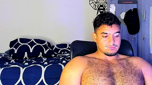 Snapshot of Big_furry_bear13 chatting on 15, 3, 2025 Big furry bear13 online show from 15, 3, 2025