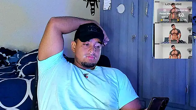 Snapshot of Big_furry_bear13 chatting on 17, 3, 2025 Big furry bear13 online show from 17, 3, 2025