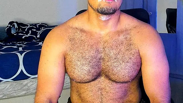 Snapshot of Big_furry_bear13 chatting on 19, 3, 2025 Big furry bear13 online show from 19, 3, 2025