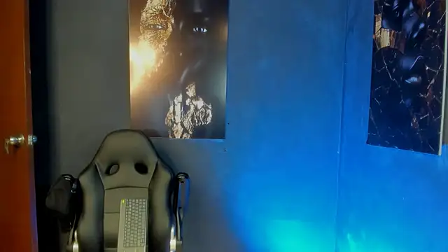 Snapshot of Big_furry_bear13 chatting on 10, 9, 2025 Big furry bear13 online show from 10, 9, 2025