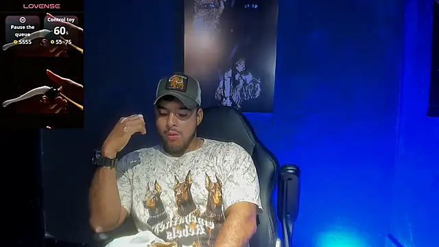 Snapshot of Big_furry_bear13 chatting on 13, 9, 2025 Big furry bear13 online show from 13, 9, 2025