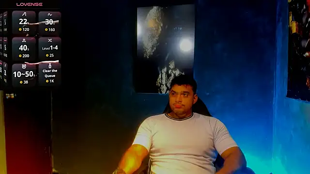 Snapshot of Big_furry_bear13 chatting on 16, 9, 2025 Big furry bear13 online show from 16, 9, 2025