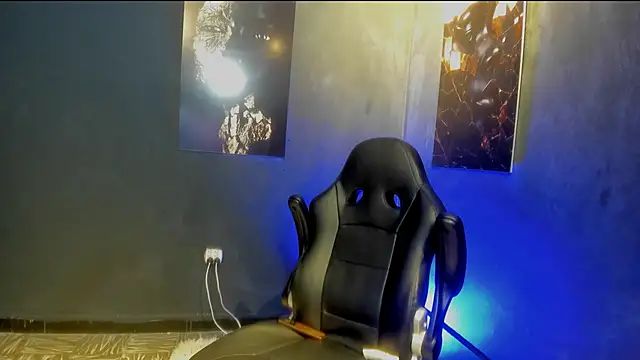 Snapshot of Big_furry_bear13 chatting on 1, 10, 2025 Big furry bear13 online show from 1, 10, 2025