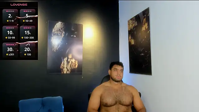 Snapshot of Big_furry_bear13 chatting on 12, 11, 2025 Big furry bear13 online show from 12, 11, 2025