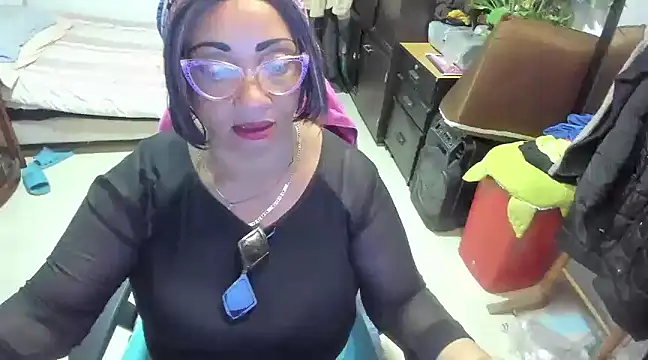 Snapshot of Mrs_mommy_ chatting on 25, 1, 2025 Mrs mommy online show from 25, 1, 2025