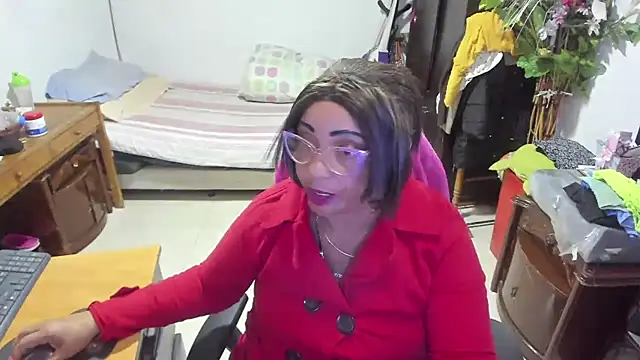 Snapshot of Mrs_mommy_ chatting on 5, 2, 2025 Mrs mommy online show from 5, 2, 2025