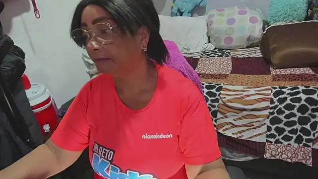 Mrs mommy  online show from 24, 2, 2026