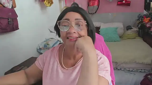 Mrs mommy  online show from 24, 3, 2026