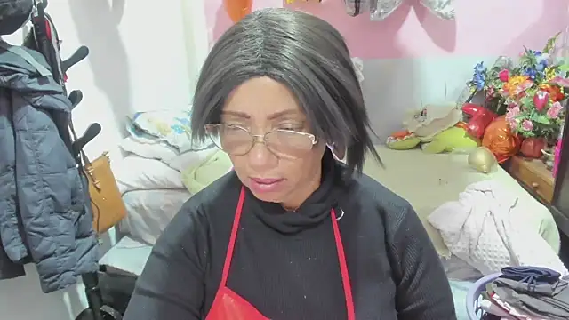 Snapshot of Mrs_mommy_ chatting on 8, 5, 2026 Mrs mommy online show from 8, 5, 2026
