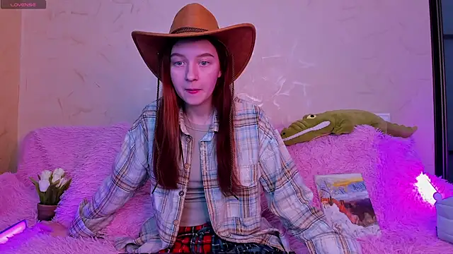 Ksuhesa online show from 21, 2, 2025