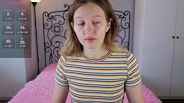 Ksuhesa online show from 13, 10, 2025