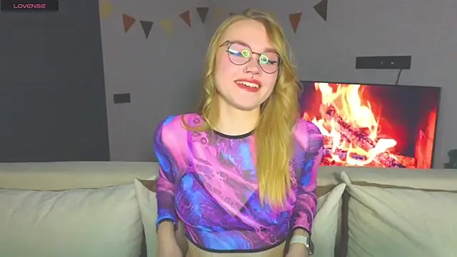 Aurora Golden1 online show from 2, 12, 2024