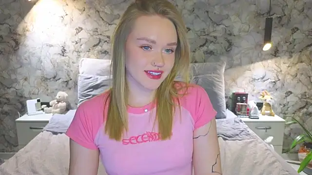 Aurora Golden1 online show from 6, 11, 2025