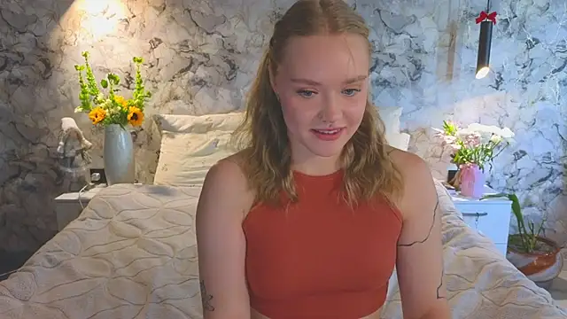Snapshot of Aurora_Golden1 chatting on 12, 7, 2026 Aurora Golden1 online show from 12, 7, 2026