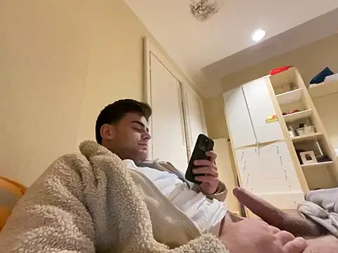 Snapshot of cubalibre02 chatting on 2, 12, 2025 cubalibre02 online show from 2, 12, 2025