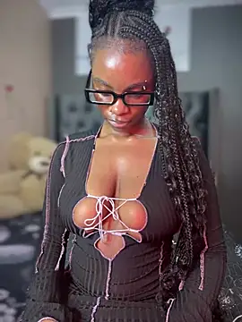 Candy-Heart online show from 1, 1, 2025