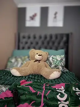 Candy-Heart online show from 22, 3, 2025