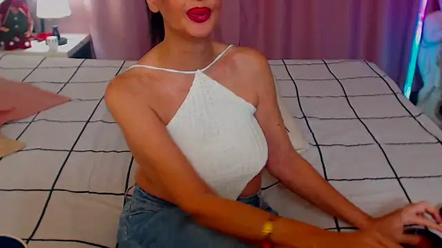 Snapshot of shannon4u chatting on 9, 1, 2025 shannon4u online show from 9, 1, 2025