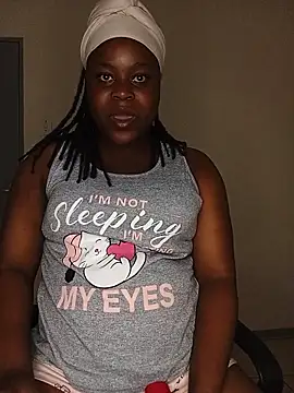 Snapshot of chocolete_candy chatting on 1, 12, 2025 chocolete candy online show from 1, 12, 2025