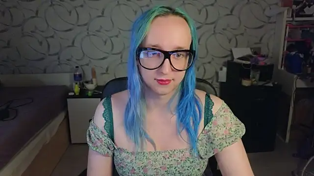 Snapshot of TheTrixy chatting on 30, 5, 2026 TheTrixy online show from 30, 5, 2026
