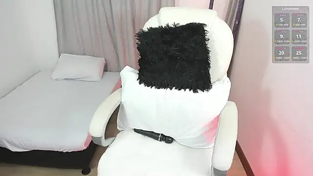 Snapshot of lorena_5 chatting on 4, 2, 2025 lorena 5 online show from 4, 2, 2025