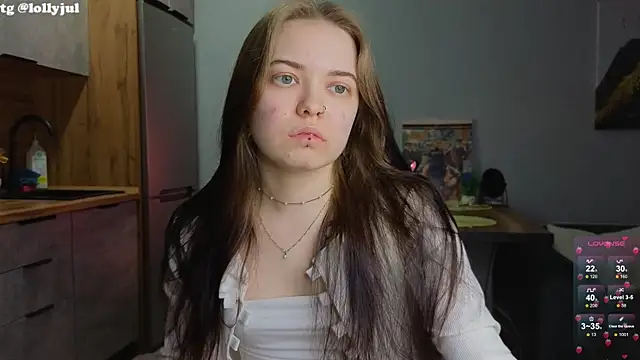 Snapshot of doll_lol_ chatting on 13, 3, 2025 doll lol online show from 13, 3, 2025