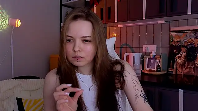 doll lol  online show from 18, 12, 2025