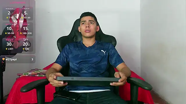 Snapshot of cutes_baby chatting on 2, 12, 2024 cutes baby online show from 2, 12, 2024