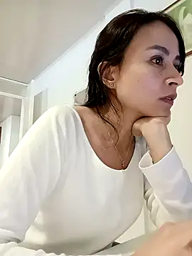 Snapshot of reme_ark23 chatting on 7, 10, 2025 reme ark23 online show from 7, 10, 2025