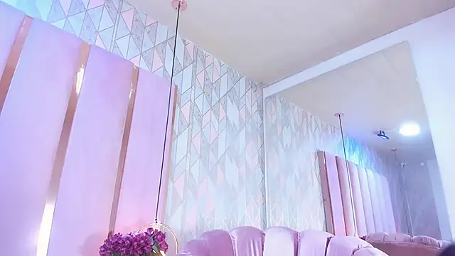 Snapshot of AlinaSweett chatting on 11, 1, 2025 AlinaSweett online show from 11, 1, 2025