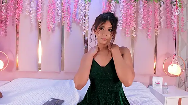 Snapshot of AlinaSweett chatting on 10, 3, 2025 AlinaSweett online show from 10, 3, 2025