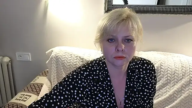 Snapshot of Gray_swann chatting on 4, 3, 2025 Gray swann online show from 4, 3, 2025