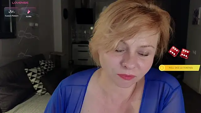 Snapshot of Gray_swann chatting on 26, 9, 2025 Gray swann online show from 26, 9, 2025