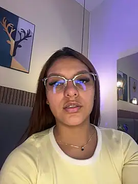 Snapshot of NicolleeEvanss chatting on 23, 6, 2026 NicolleeEvanss online show from 23, 6, 2026