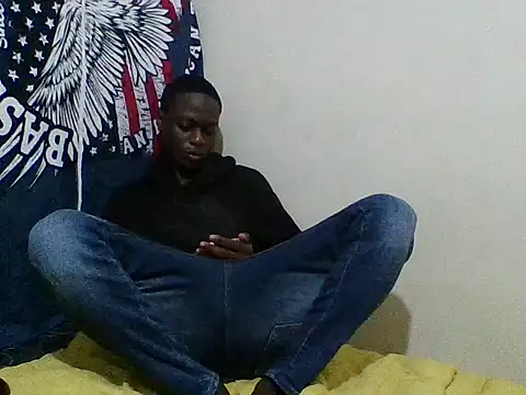 Snapshot of sexy4348 chatting on 25, 10, 2025 sexy4348 online show from 25, 10, 2025