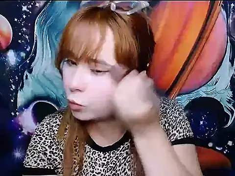 SubLayla01 online show from 13, 9, 2025