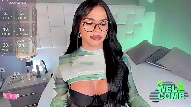 Snapshot of Franciis_4u chatting on 3, 2, 2026 Franciis 4u online show from 3, 2, 2026