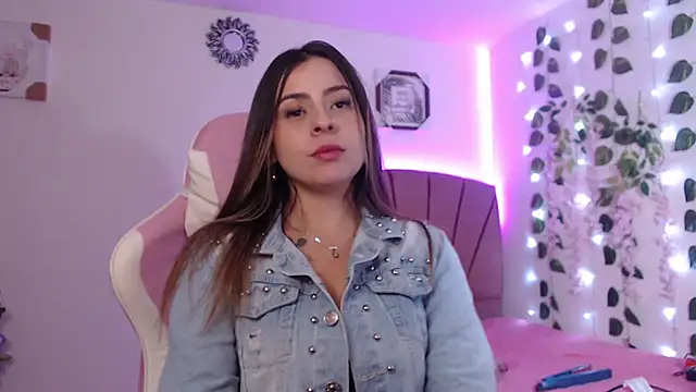 GabyVandriel online show from 11, 1, 2025