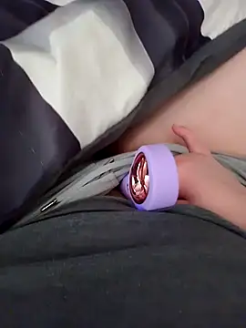 Snapshot of missthickness35_Pika chatting on 24, 1, 2025 missthickness35 Pika online show from 24, 1, 2025