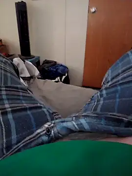 Snapshot of missthickness35_Pika chatting on 3, 2, 2025 missthickness35 Pika online show from 3, 2, 2025