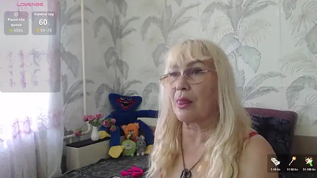 Snapshot of CamDiva113 chatting on 5, 7, 2026 CamDiva113 online show from 5, 7, 2026
