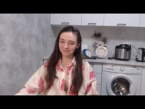 Snapshot of StacyMind chatting on 8, 1, 2025 StacyMind online show from 8, 1, 2025